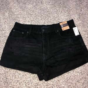 Aero Black Denim Mom Shorts NWT